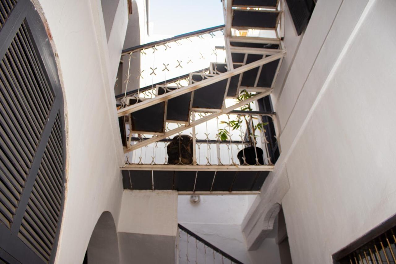 Ndar Ndar House Hotel Saint-Louis Exterior foto